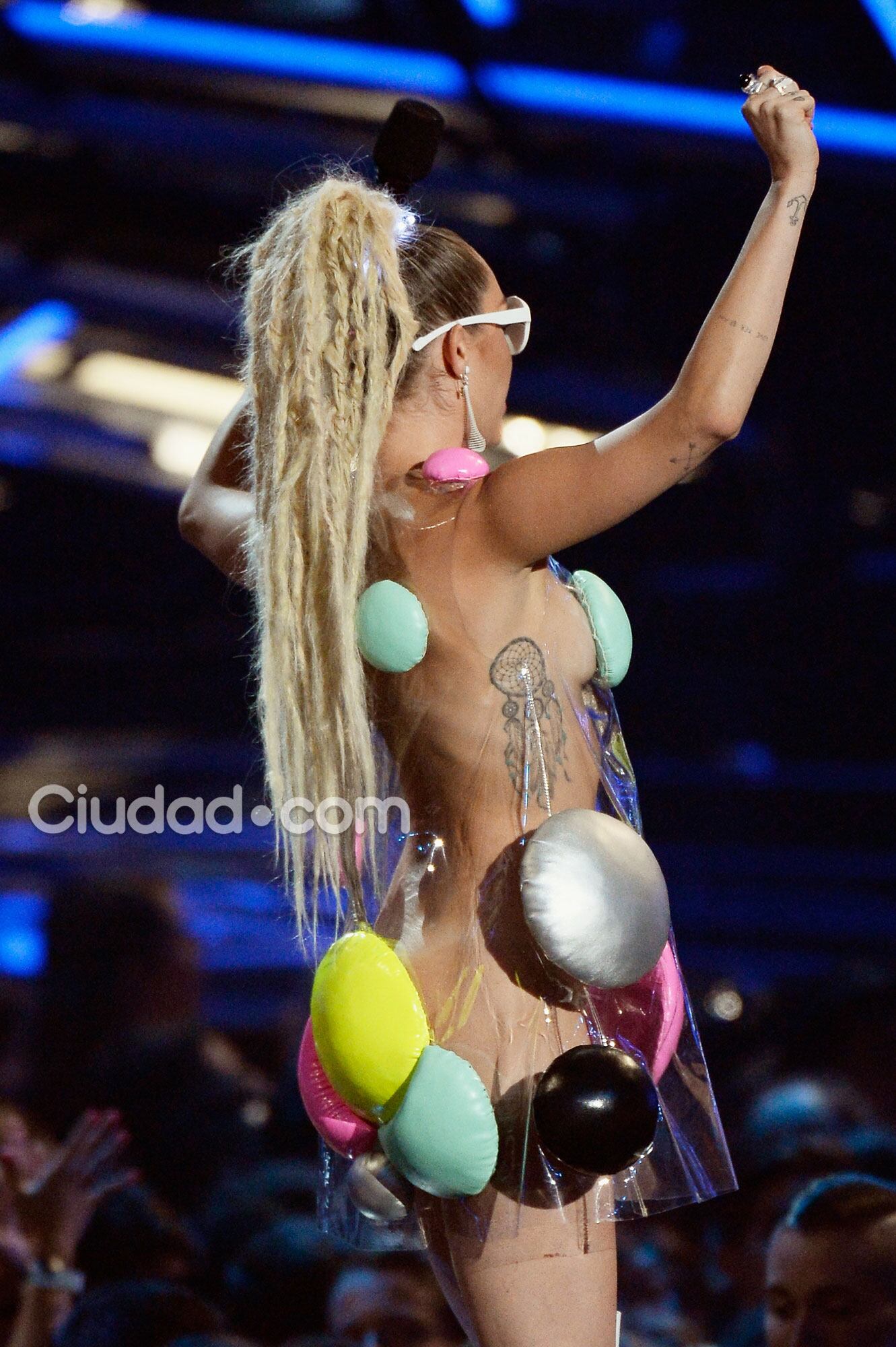 Miley Cyrus se llevó todas las miradas en los VMA's (Fotos: AFP). 