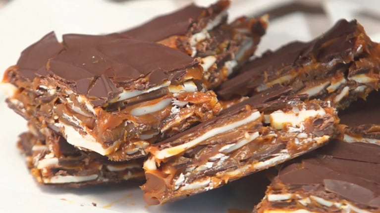 Milhojas de chocolate y dulce de leche: el paso a paso de una receta fácil 