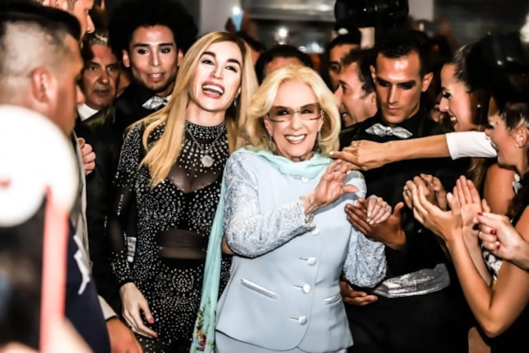 Mirtha Legrand fue al teatro a ver a Fátima Florez: le dedicaron la función y la ovacionaron de pie