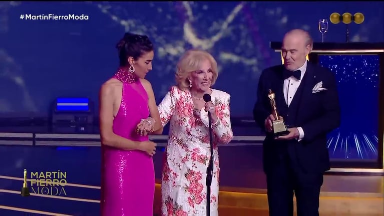 Mirtha Legrand fue homenajeada en el Martín Fierro de la Moda 2024.