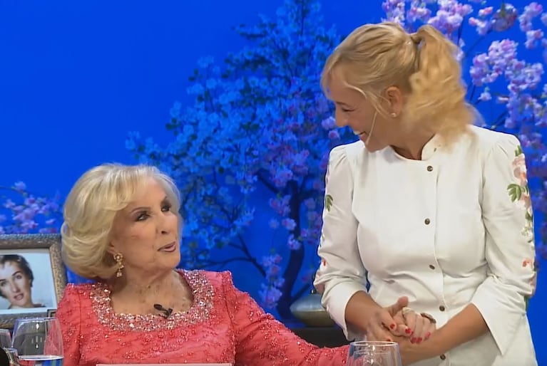 Mirtha Legrand y Jimena Monteverde en La Noche de Mirtha (Foto: captura de eltrece)