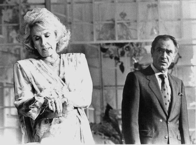 Mirtha Legrand y Juan Carlos Calabró en Potiche.