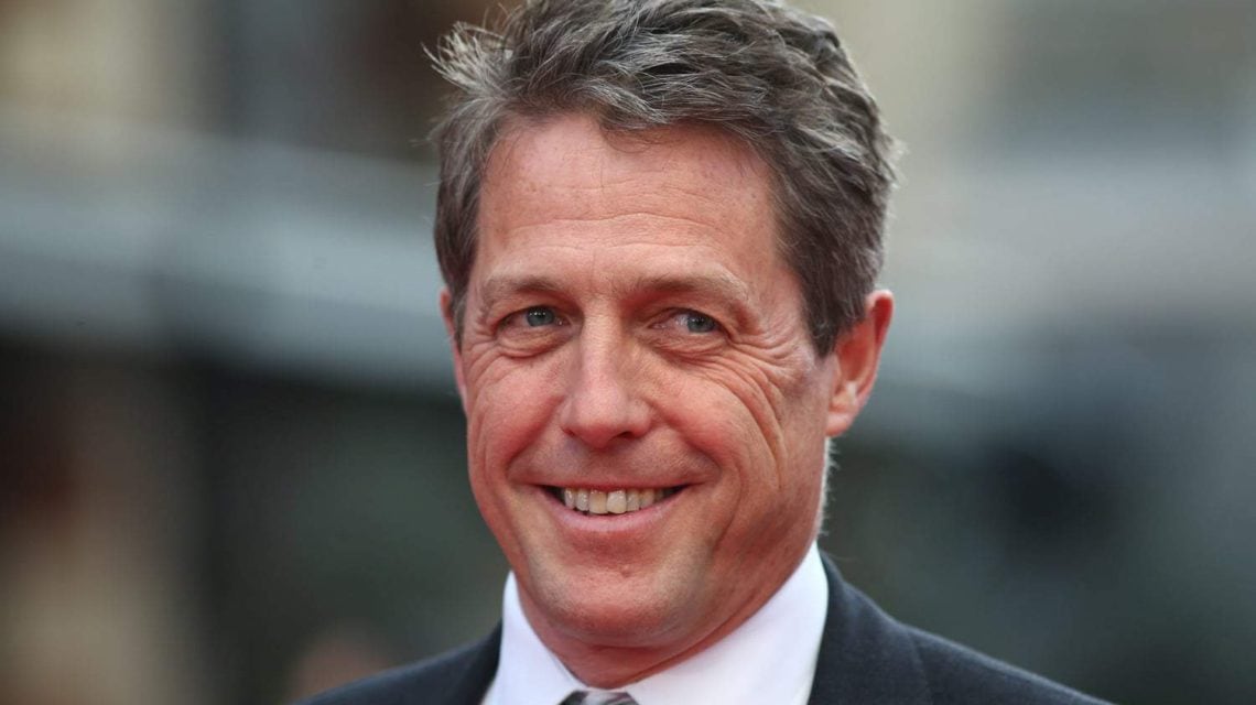 Momentazos de Hugh Grant en una comedia romántica