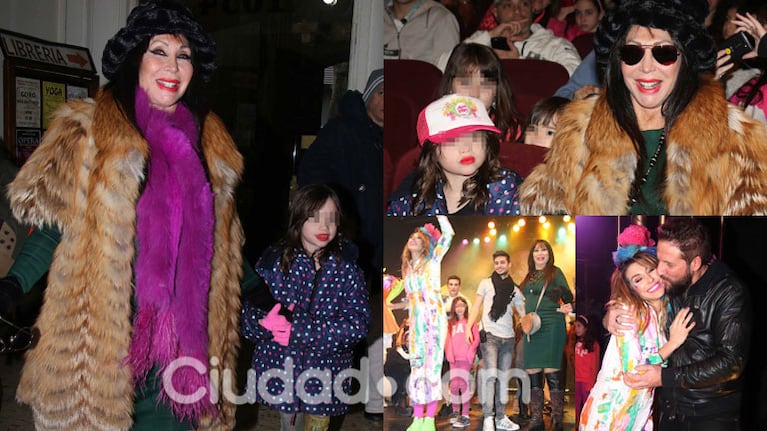 Moria Casán fue al teatro con la pequeña Helena (Fotos: Movilpress).