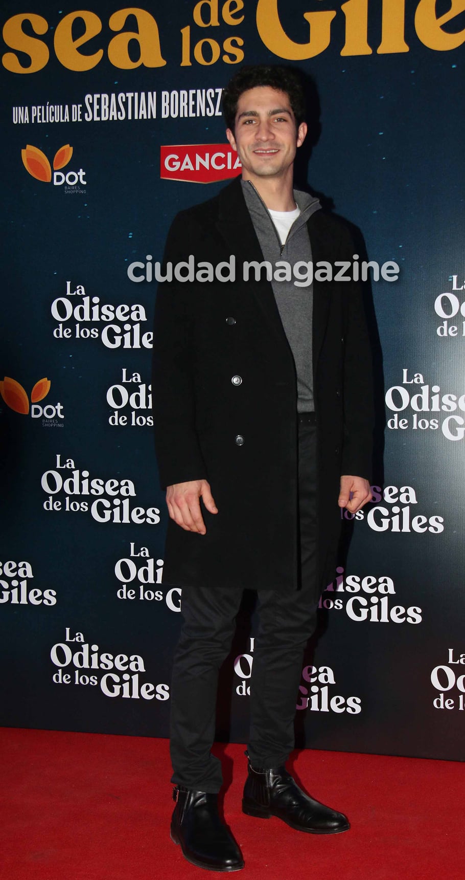 Muchos famosos top en la avant premiere de La odisea de los giles, el nuevo filme de Ricardo y el Chino Darín. (Foto: Movilpress)