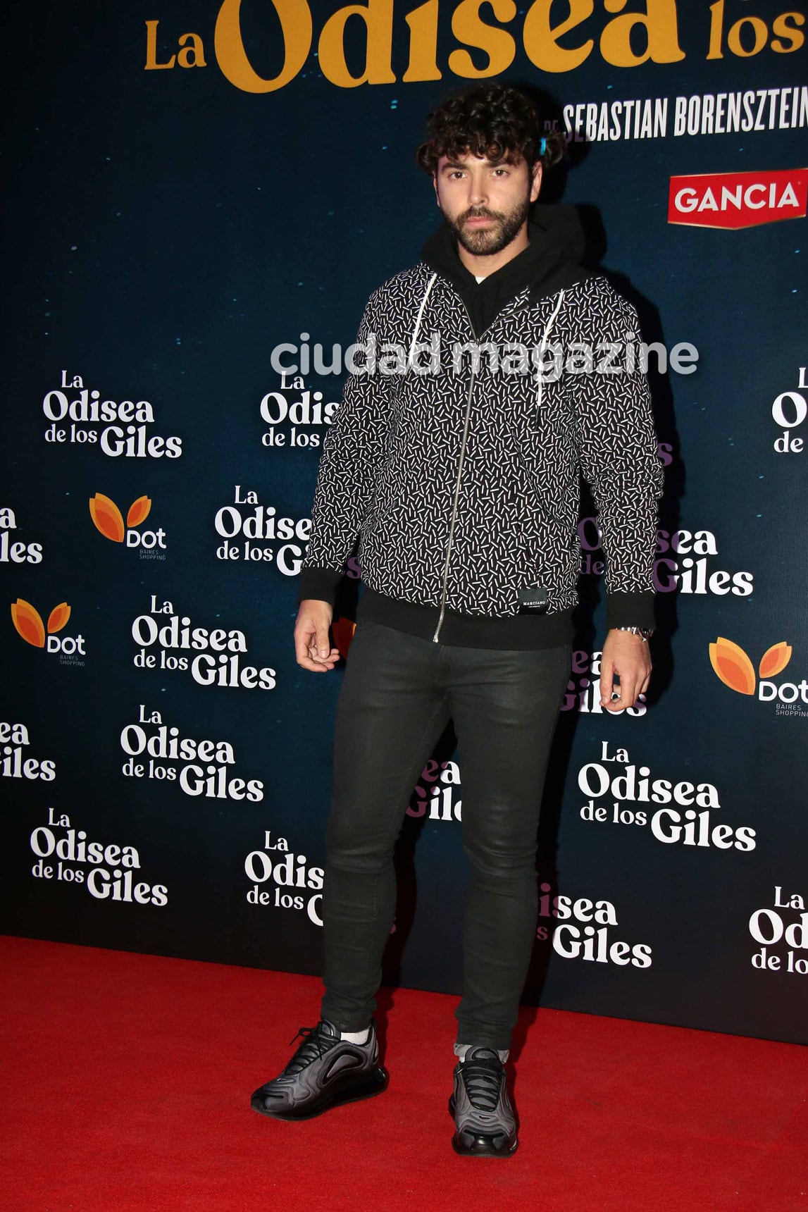 Muchos famosos top en la avant premiere de La odisea de los giles, el nuevo filme de Ricardo y el Chino Darín. (Foto: Movilpress)