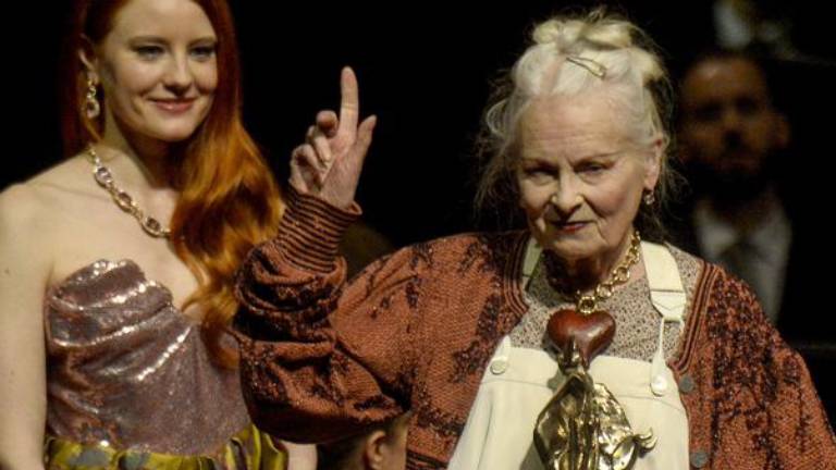 Murió a los 81 años Vivienne Westwood, diseñadora de moda e ícono punk