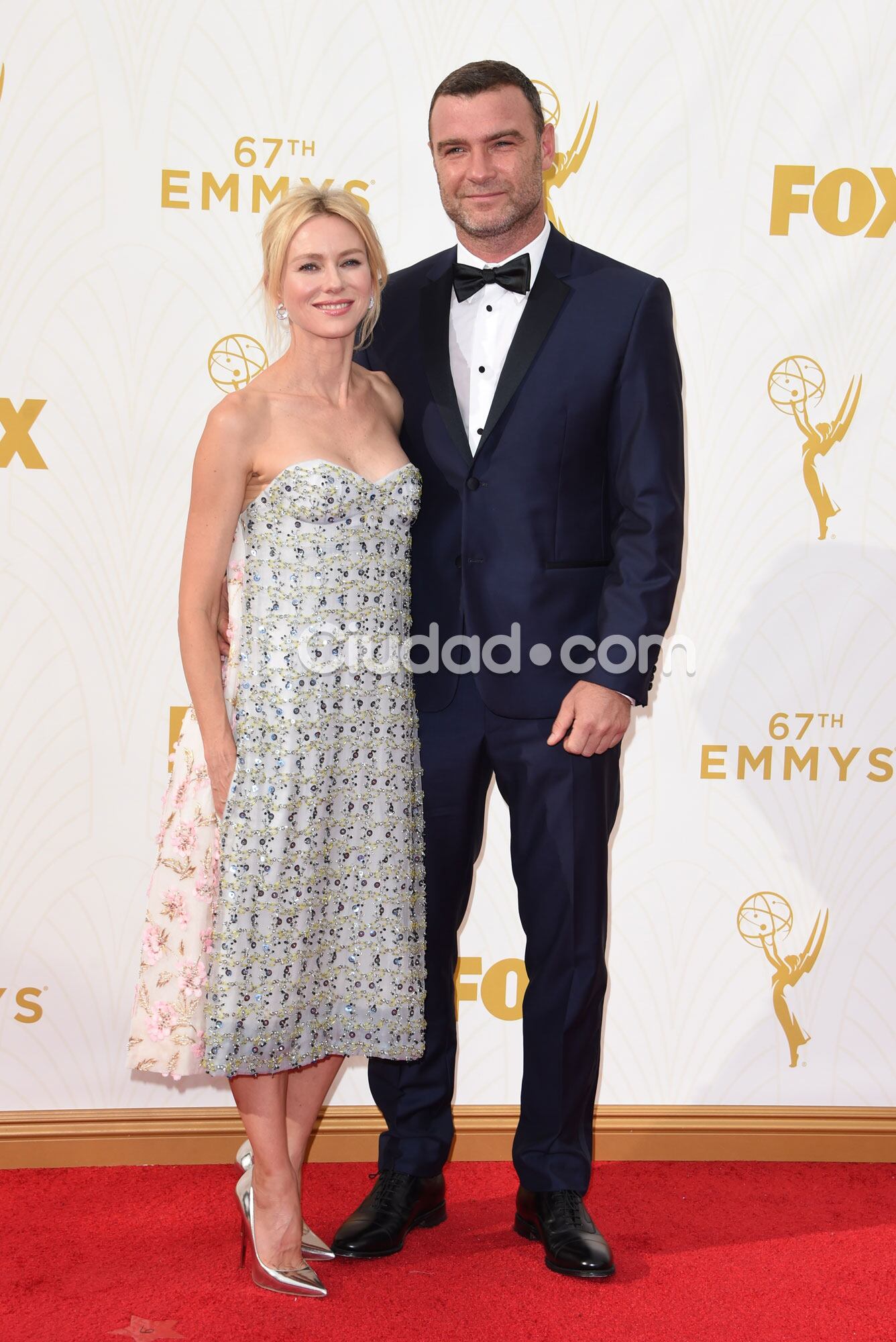 Naomi Watts y su marido, Liev Schreiber, elegantes  (Fotos: AFP).