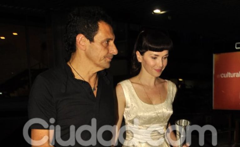 Natalia Oreiro y Ricardo Mollo, inseparables (Foto: Jennifer Rubio). 