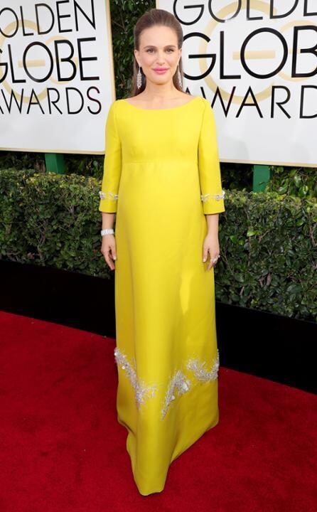 Natalie Portman, criticada por su vestido amarillo. (Foto: Gentileza E! Entertainment Television)