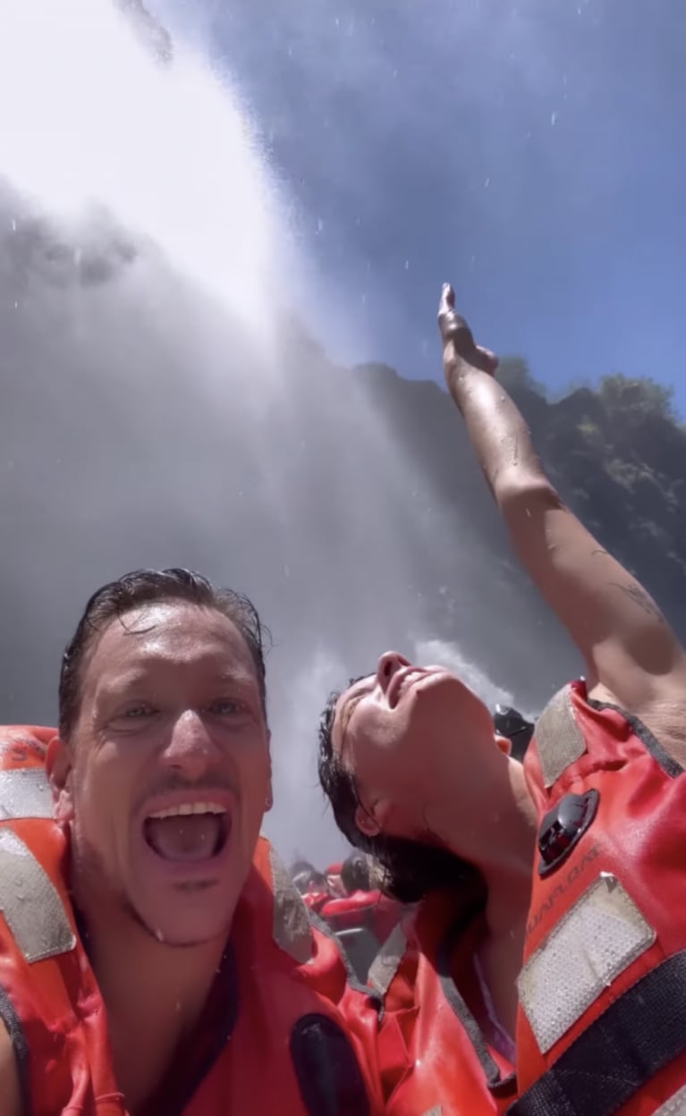 Nico Vázquez y Gimena Accardi compartieron la intimidad de sus vacaciones en las Cataratas de Iguazú