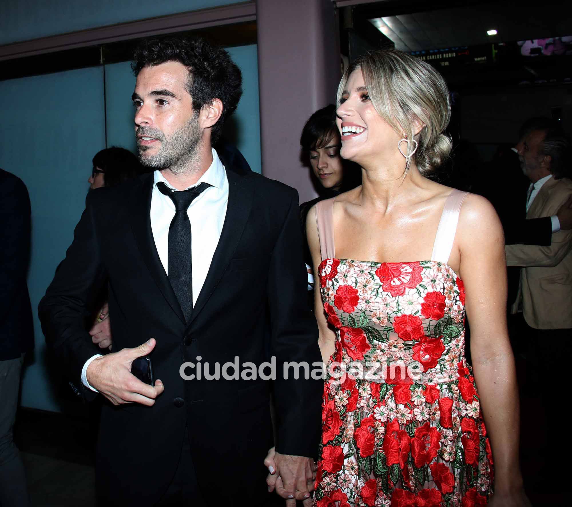 Nicolás Cabré y Laurita Fernández, divinos en los Premios ACE (Fotos: Movilpress).