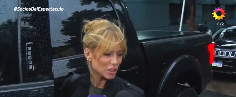 Nicole dejó ver su camioneta en una entrevista con Socios del Espectáculo.