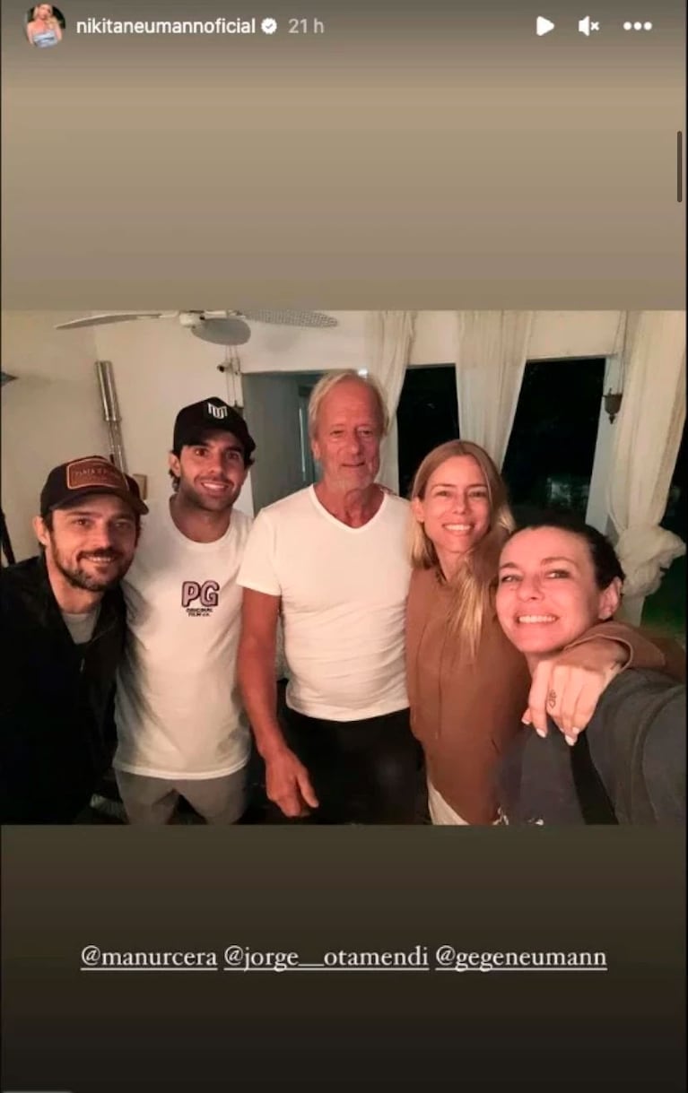 Nicole Neumann con su familia.