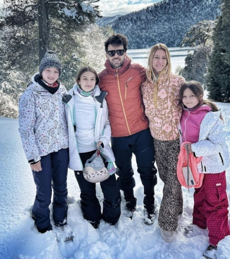 Nicole Neumann viajó a la nieve con Manu Urcera y sus hijas: las fotos antes del escándalo con Mica Viciconte