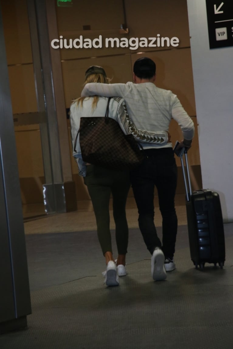 Nicole Neumann y su primer viaje con Matías Tasín, su nuevo novio, a Miami: las fotos de la pareja en Ezeiza