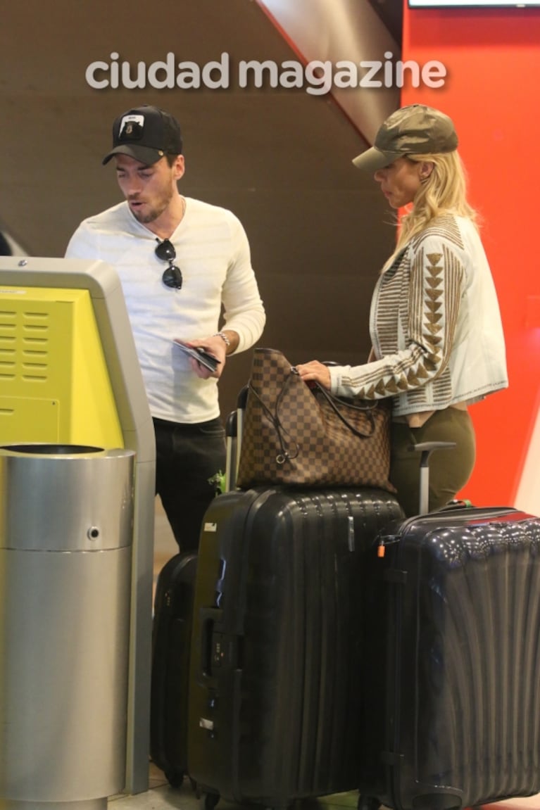 Nicole Neumann y su primer viaje con Matías Tasín, su nuevo novio, a Miami: las fotos de la pareja en Ezeiza