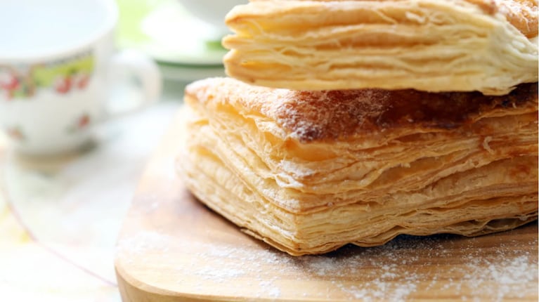 ¡No vayas más a la panadería! así se hacen las facturas con hojaldre 