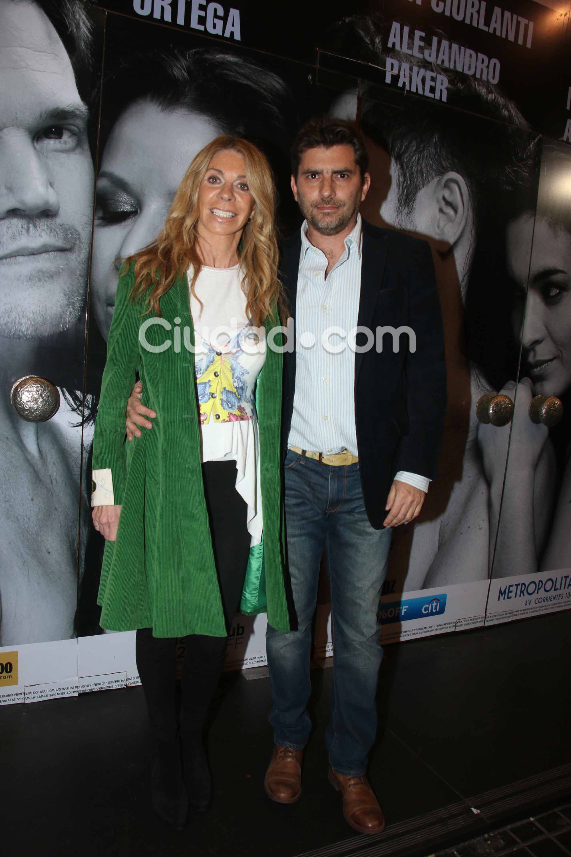 ¡Noche de estreno! Julieta Ortega debutó en teatro acompañada por famosos. (Foto: Movilpress)