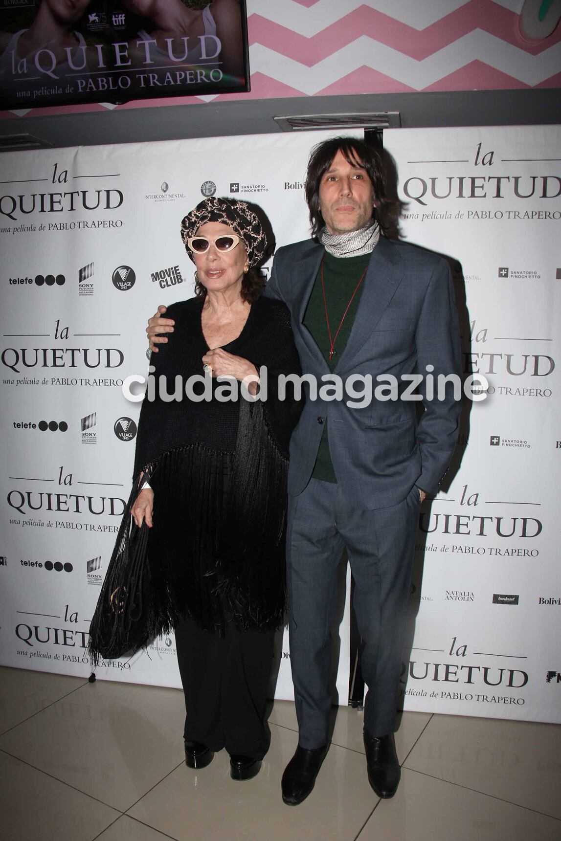 ¡Noche de looks y cine argentino! Furriel, Guille Valdés, Nico Francella y muchos famosos, en la premiere de La Quietud. (Foto: Movilpress)