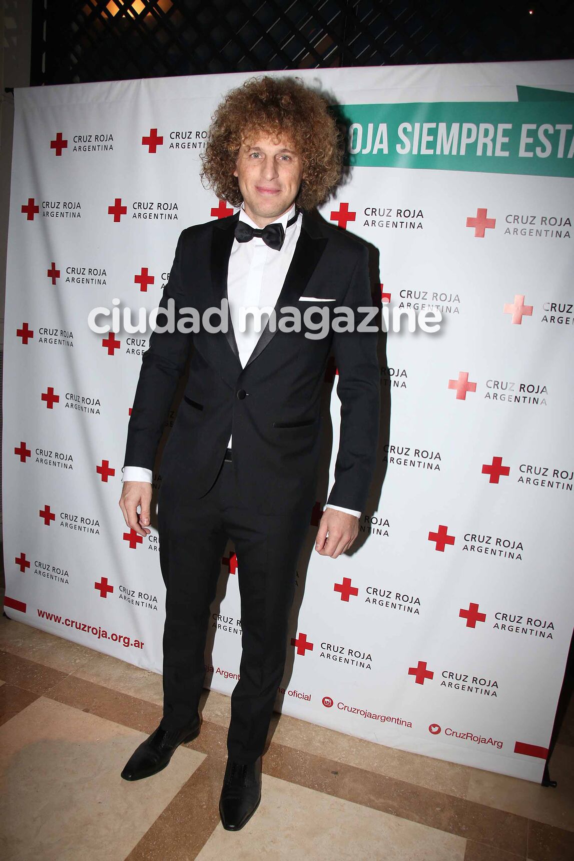 Noche de parejitas y looks en la cena anual de la Cruz Roja Argentina. (Foto: Movilpress)