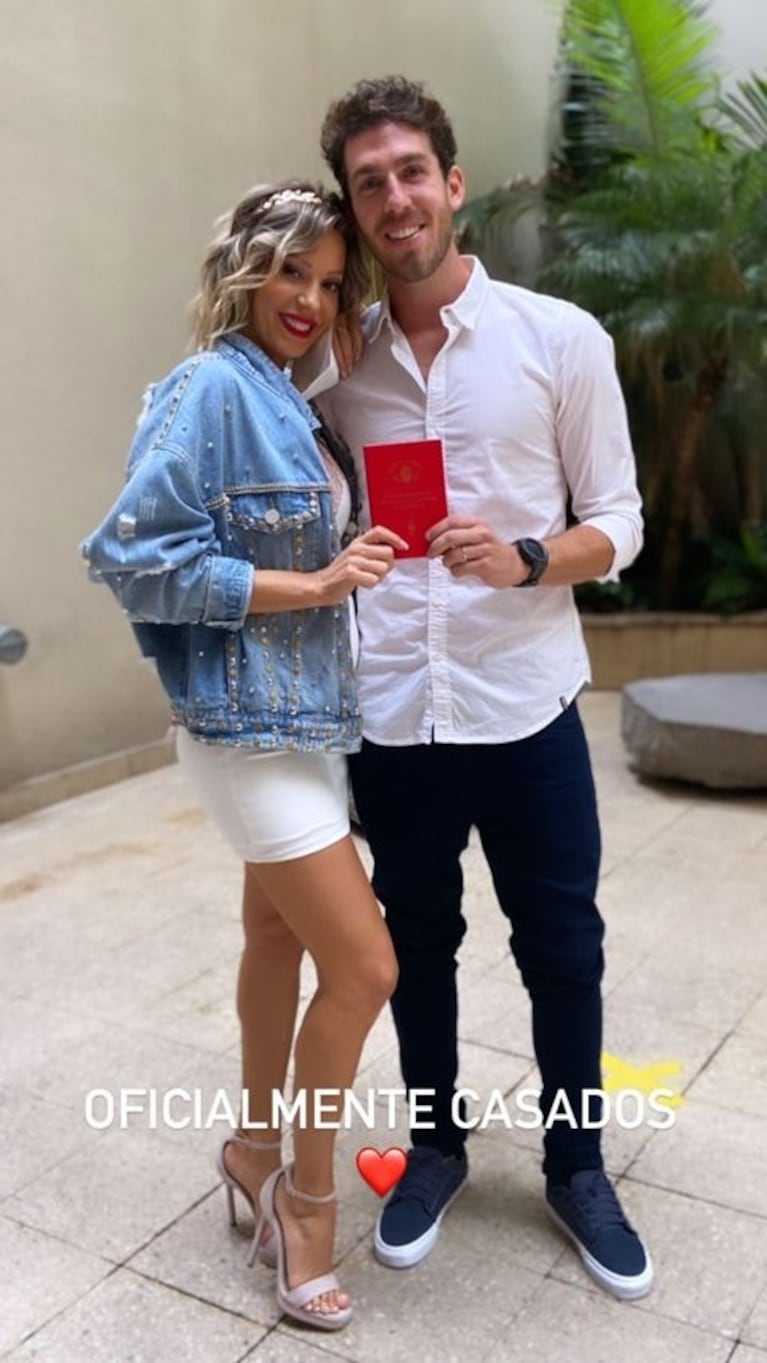 Noelia Marzol dio el "sí" con Ramiro Arias, embarazada de 5 meses: "Oficialmente casados"