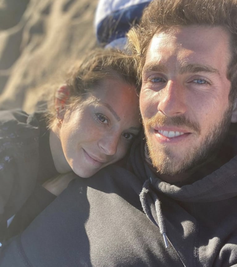 Noelia Marzol le dedicó a su esposo un apasionado posteo por su aniversario y reveló que quiere otro hijo: "Por más Donis"