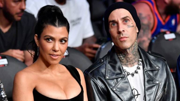 Noticias en la familia Kardashian: Kourtney se comprometió con baterista de Blink-182