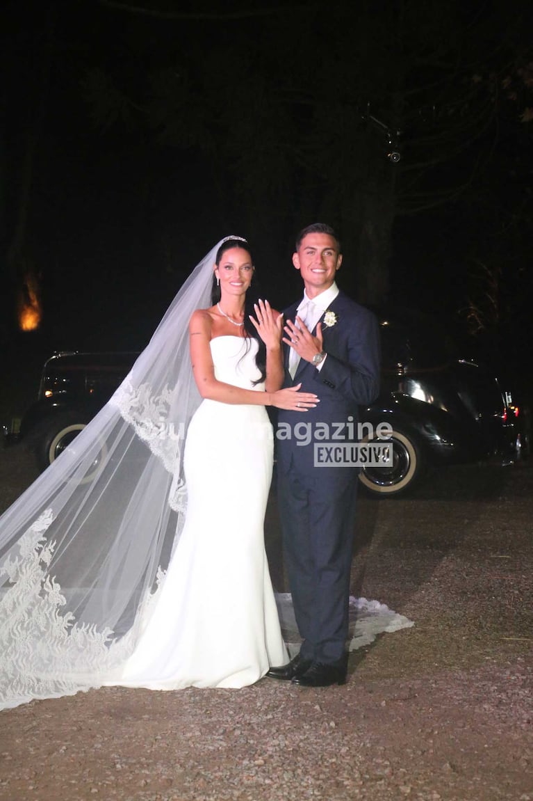 Oriana Sabatini y Paulo Dybala se casaron tras seis años de novios. (Foto: Movilpress)