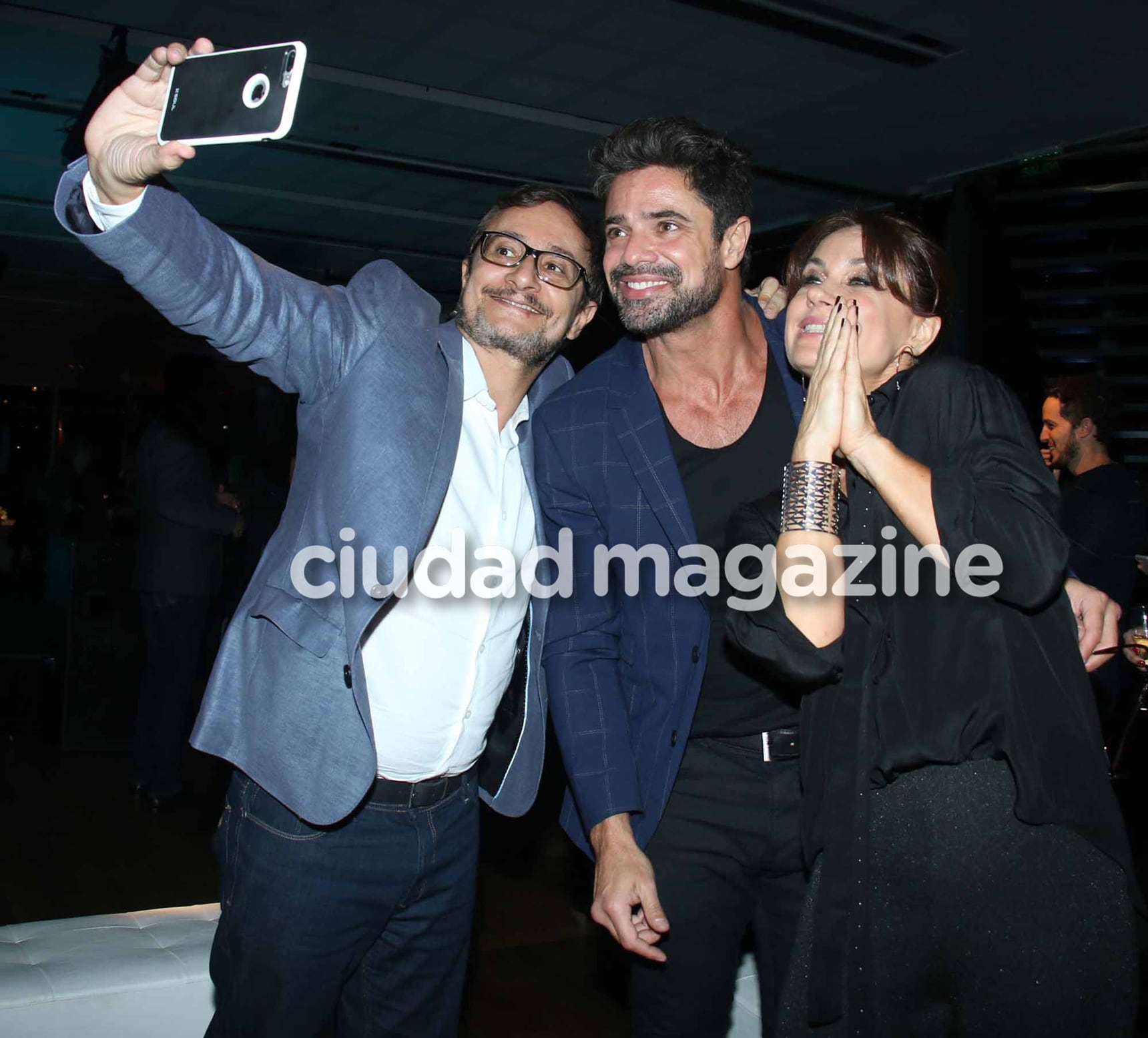 Pablo Cullel, Nancy Dupláa y Luciano Castro, en la presentación de 100 días para enamorarse. (Foto: Movilpress)