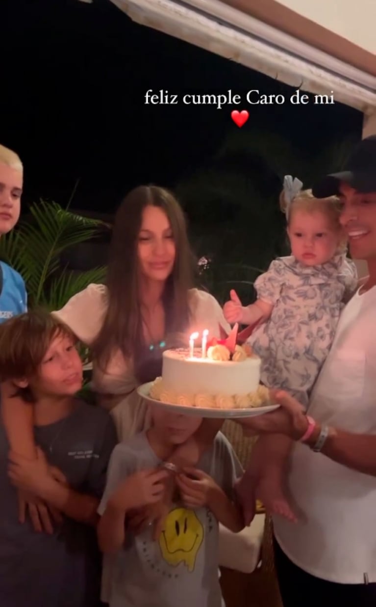 Pampita celebró su cumpleaños con sus hijos y sus amigos en Brasil: las imágenes del festejo íntimo