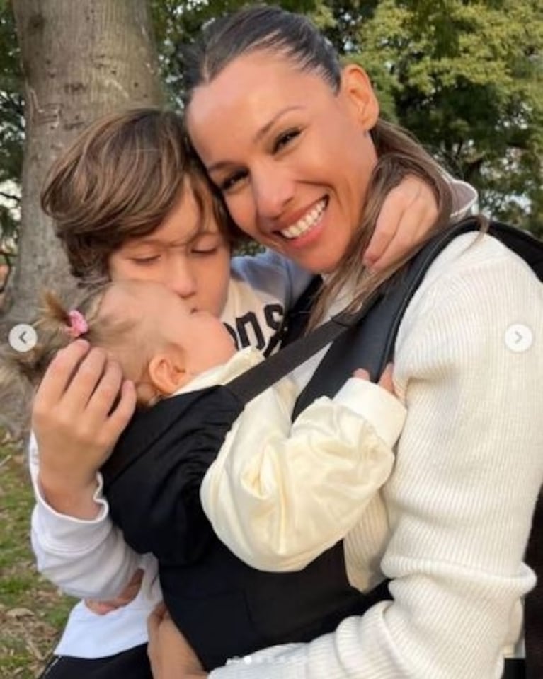 Pampita compartió las fotos más dulces junto a sus hijos menores, Ana y Benicio Vicuña