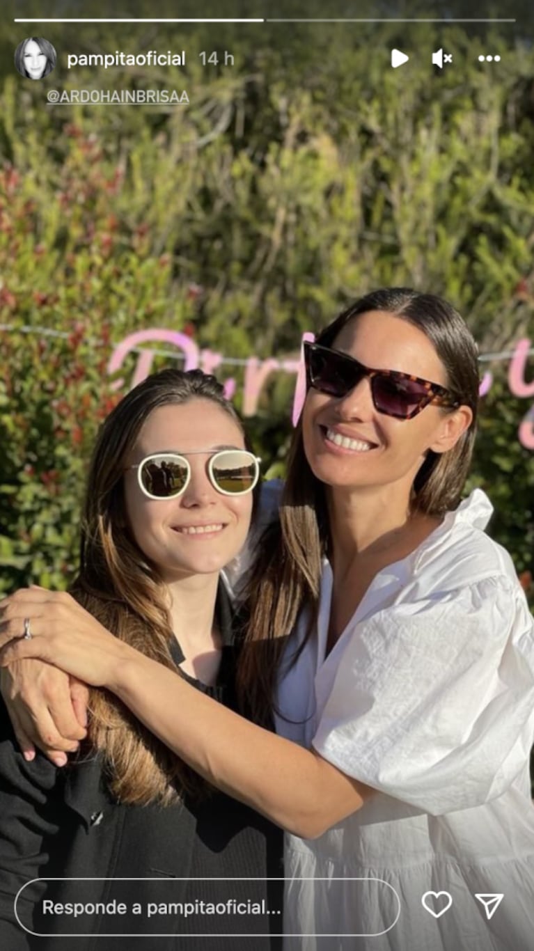 Pampita le celebró el cumple a su sobrina Brisa Ardohain al aire libre