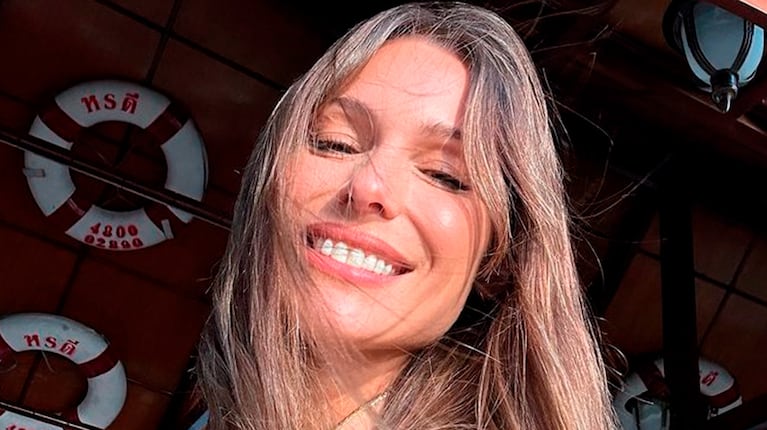 Pampita le contestó sin filtro a una seguidora que la mandó al frente por un llamativo detalle de su look.