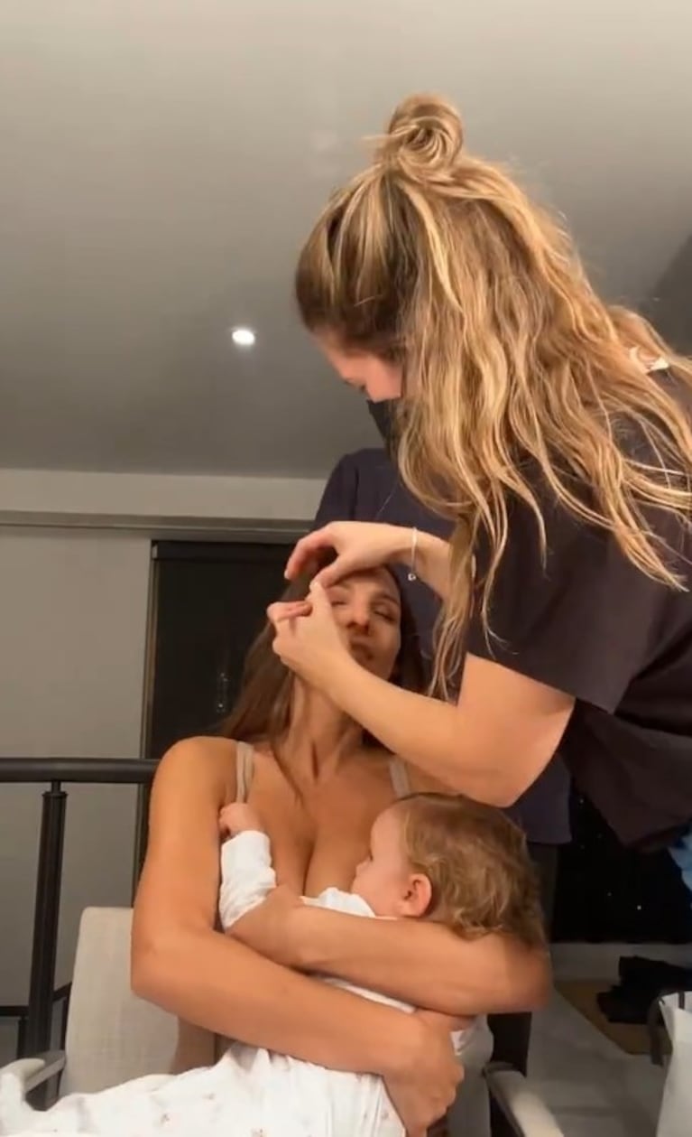 Pampita mostró el detrás de escena para lookearse: de cara lavada a súper make up con Ana y Beltrán