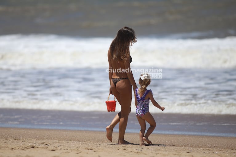 Pampita y Ana en Punta del Este.