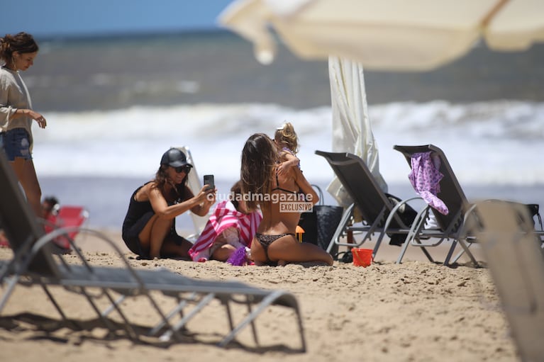 Pampita y Ana en Punta del Este.