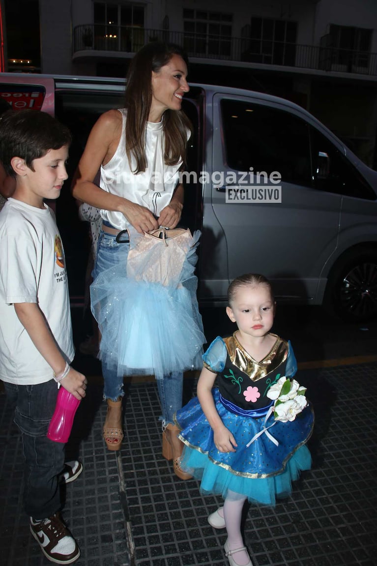 Pampita y Anita (Foto: Movilpress)