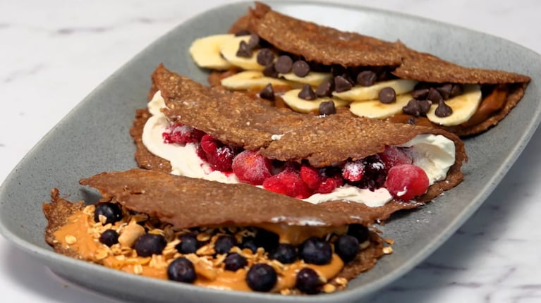 Panqueques de avena y cacao: el paso a paso de una receta ideal para merendar con los chicos 