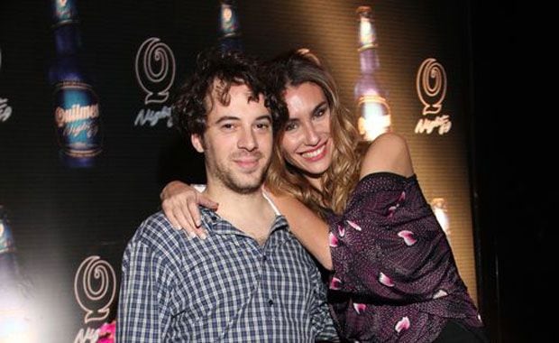 Paula Morales asistió junto al director Ezequiel Tronconi. 