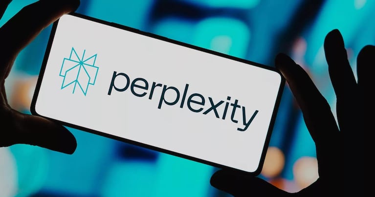 Perplexity ha lanzado Pages, una herramienta que permite crear y compartir contenido de forma visualmente atractiva.

