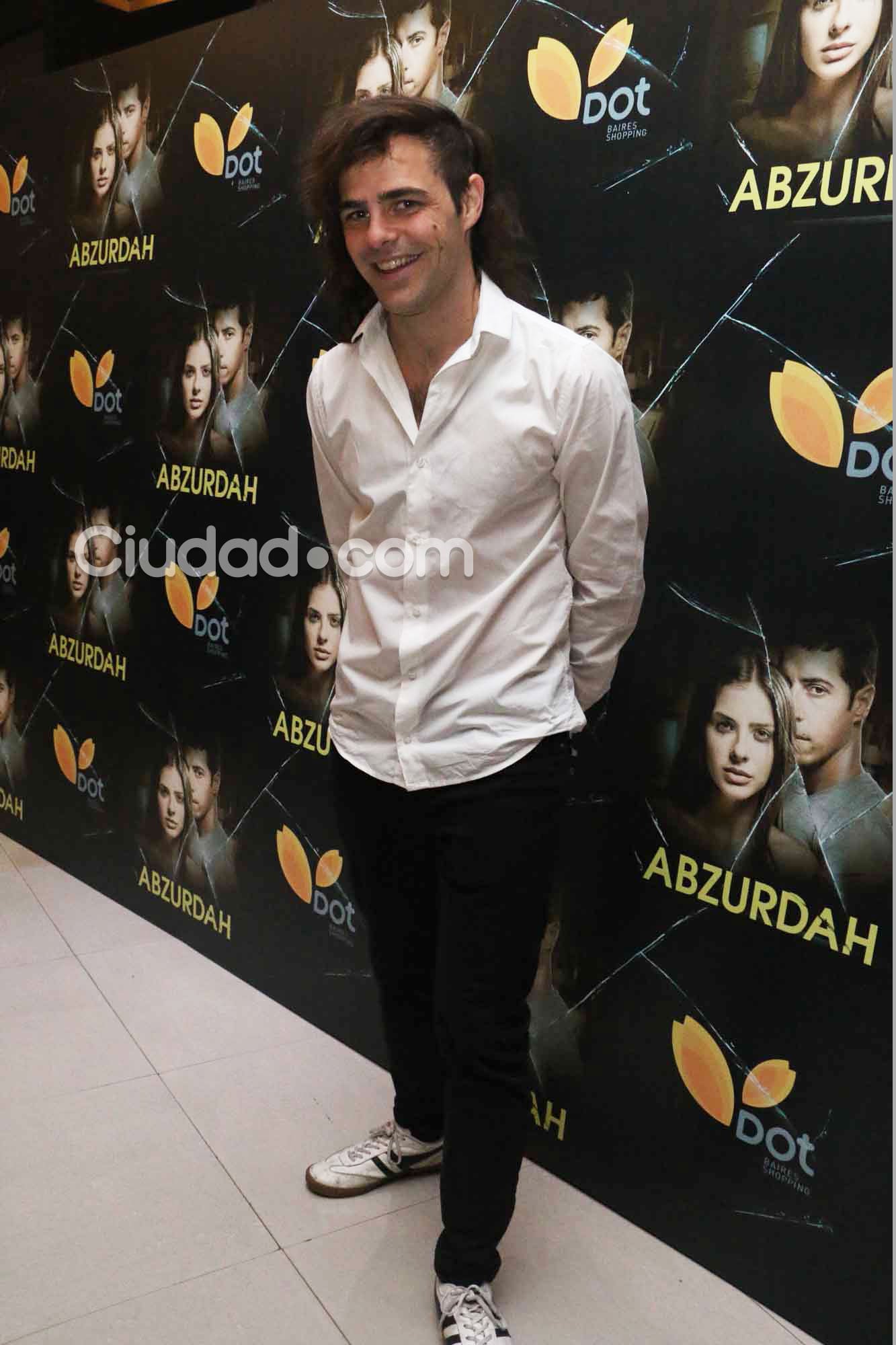 Peter Lanzani alentó a la China en su primer protagónico en cine (Fotos: Movilpress). 