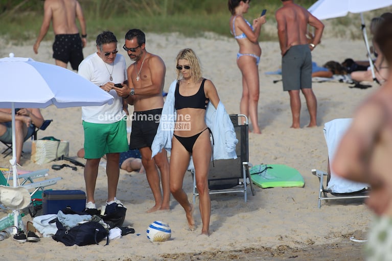 Pía Slapka en Punta del Este con su actual novio y su ex (Foto: Ramiro Souto)