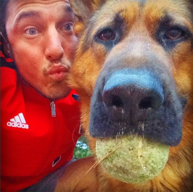 Pico Mónaco y su perro. (Foto: Instagram)