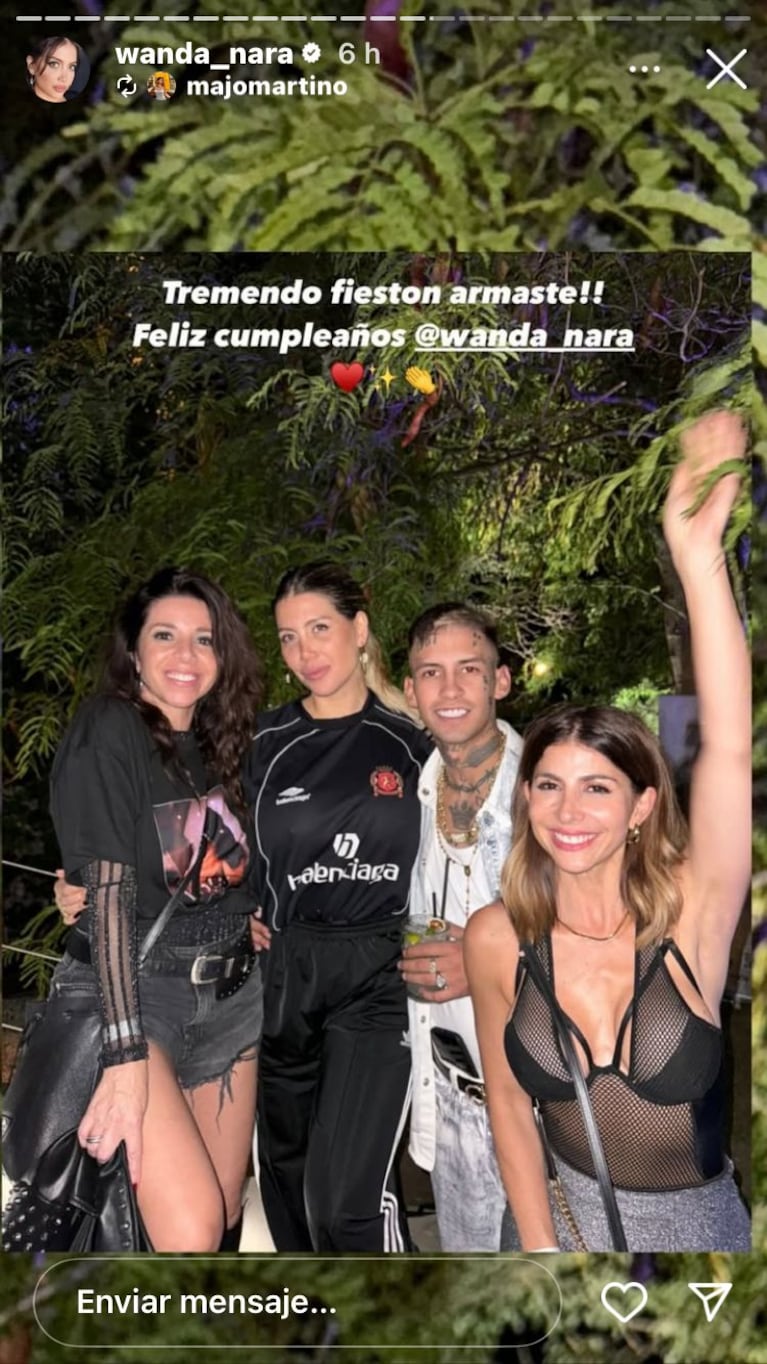 Pochi de Gossipeame, L-Gante y Majo Martino en el cumpleaños de Wanda Nara (Foto: redes sociales)