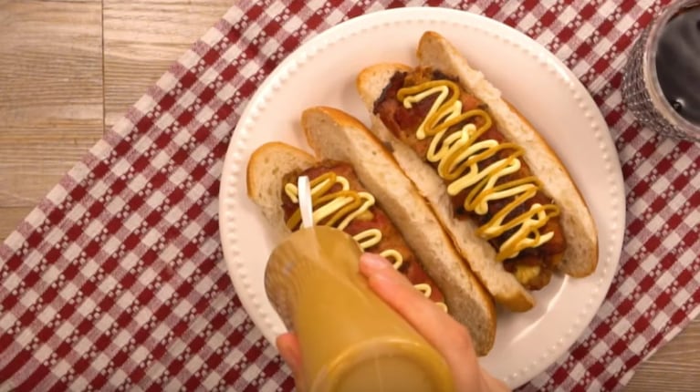 Prepará panchos rellenos con esta receta especial 