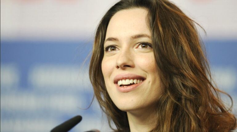 Rebecca Hall donó salario de su filme con Woody Allen al fondo "Time is Up" (Foto: Web)