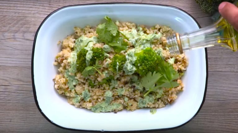 Receta simple y rica: Cous cous de hortalizas y crema de cilantro 