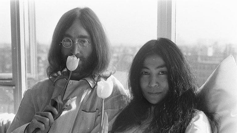 Recuperan material inédito de John Lennon junto a Yoko Ono