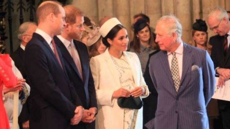 Revelan la reacción del príncipe Carlos ante la denuncia de racismo de Meghan